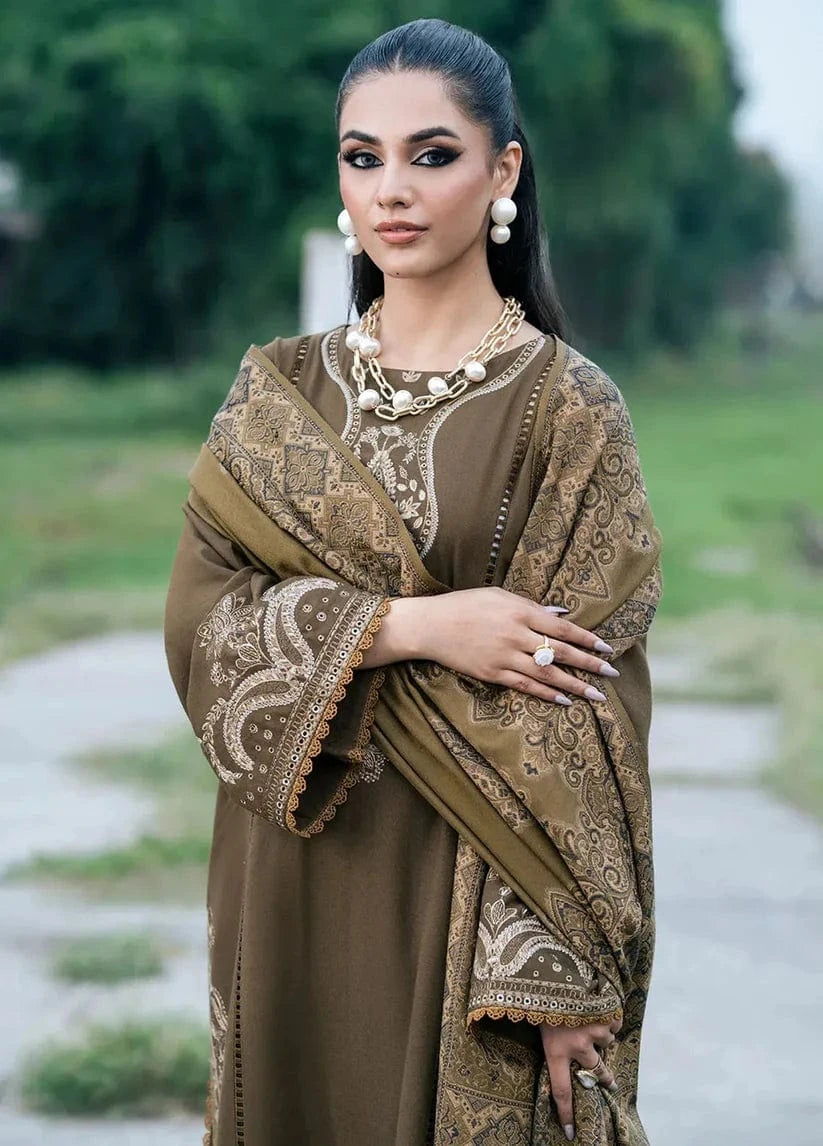 Sapphire D-101 Embroidered Dhanak 3pc