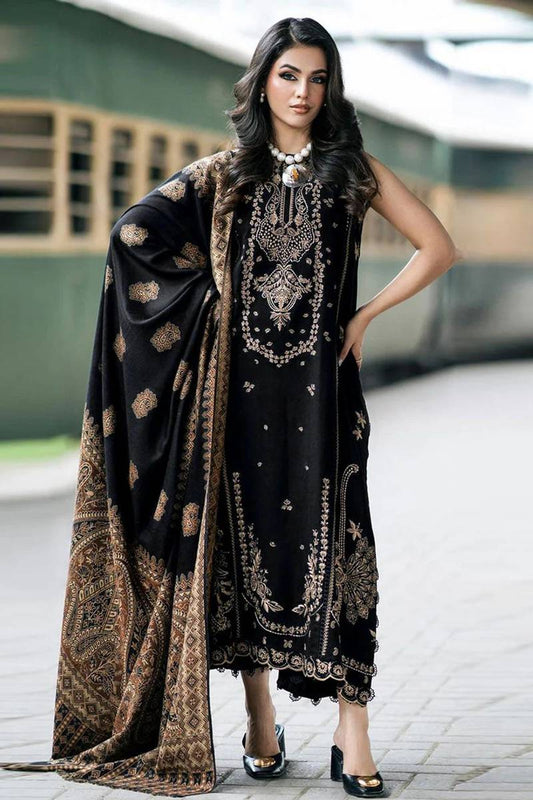 Sapphire D-90 Embroidered Dhanak 3pc
