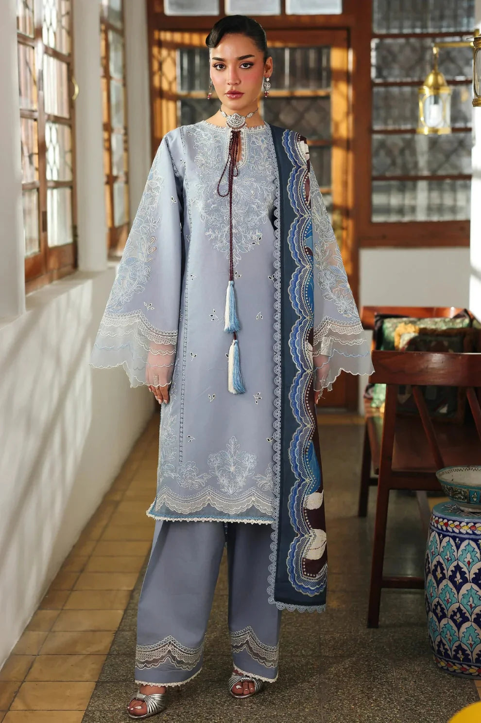 Bin Ilyas D-990 Embroidered Lawn 3pc