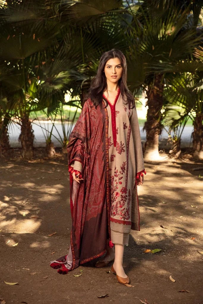 Sapphire SPW-884 Skin Lawn Embroidered 3pc