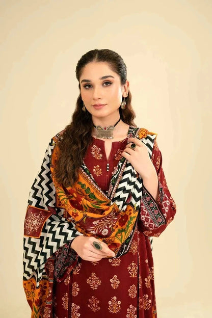 Sapphire SPW-881 Dhanak Embroidered 3pc Wt