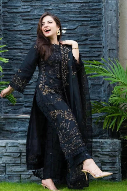 Dananeer-18405 Black Embroidered lawn 3pc